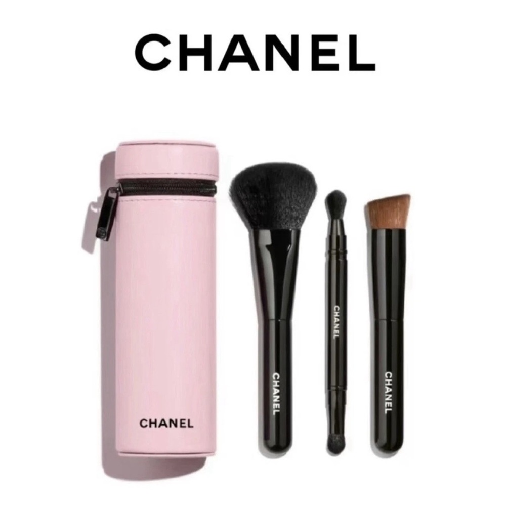 CHANEL Les Pinceaux pink leather Ballerina 111 limited Edition brush set